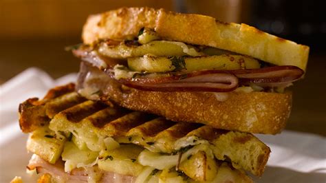ham-gruyere-and-apple-panini-recipe-giada-de image