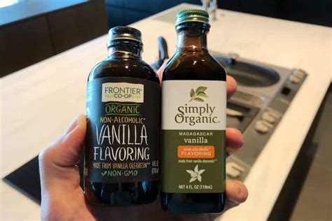 the-best-organic-alcohol-free-vanilla-extract-superfoodly image
