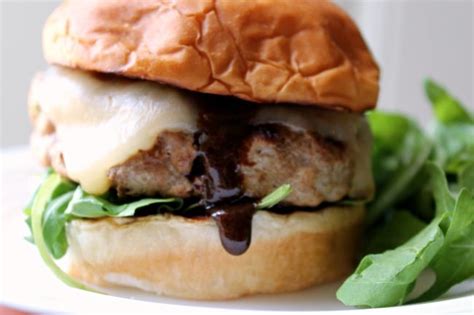 sweet-and-spicy-turkey-burger-foody-schmoody-blog image