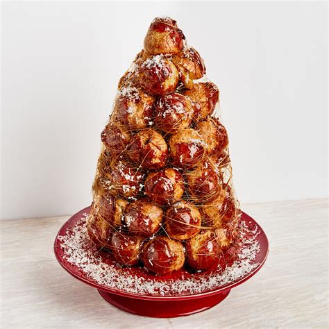 savory-cheese-filled-croquembouche-recipe-bon image