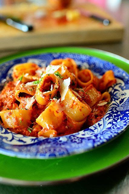 quick-and-easy-roasted-red-pepper-pasta-the-pioneer image
