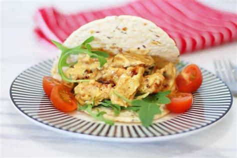 chicken-curry-sandwich-free-easy-and-tasty image