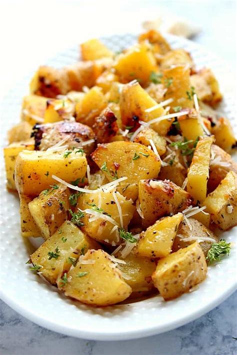 garlic-ranch-roasted-potatoes-recipe-crunchy-creamy image