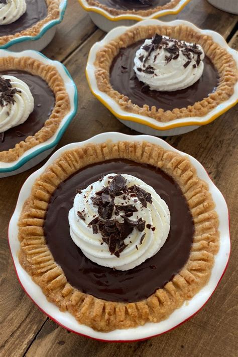 mini-chocolate-cream-pies-recipe-girl image
