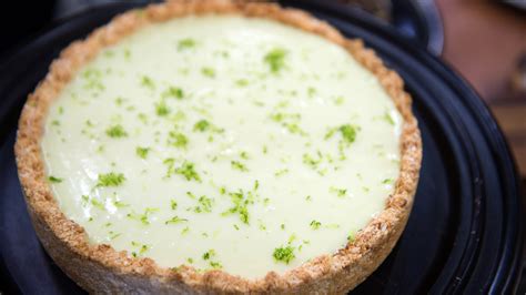 coconut-macaroon-and-lime-cheesecake image