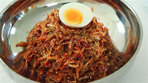 spicy-cold-noodles-recipe-video-seonkyoung-longest image