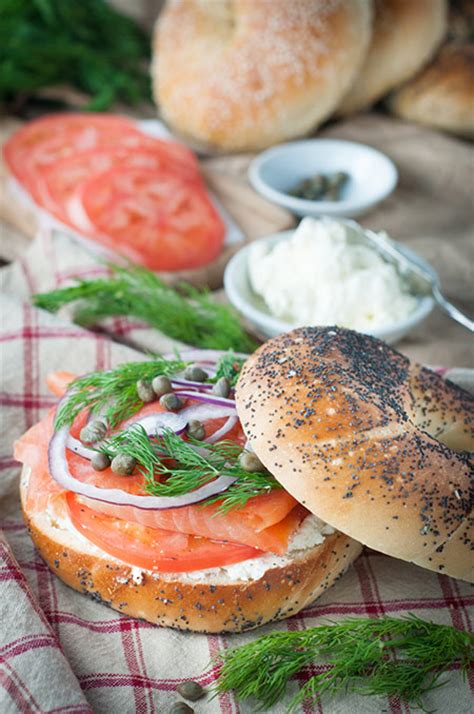 bagel-smoked-salmon-and-cream-cheese-sandwich image