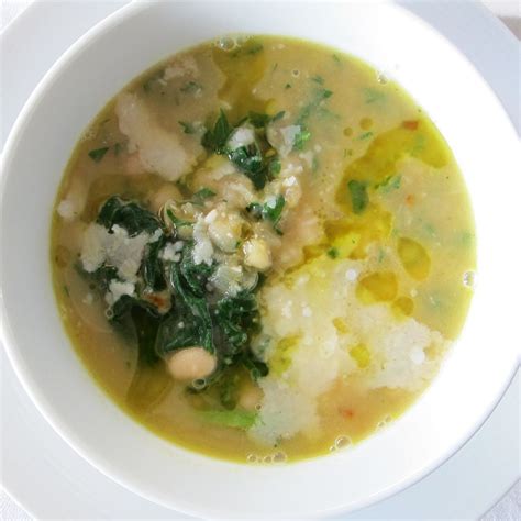 best-escarole-and-bean-soup-recipe-how-to-make image