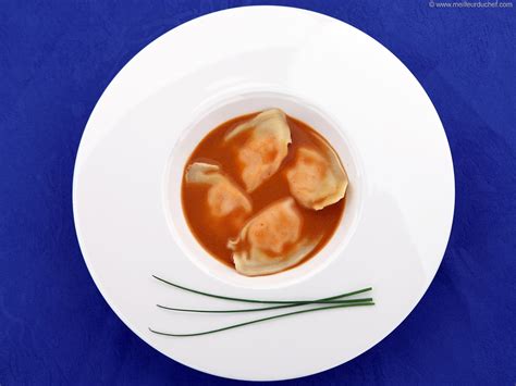 lobster-ravioli-with-bisque-illustrated image