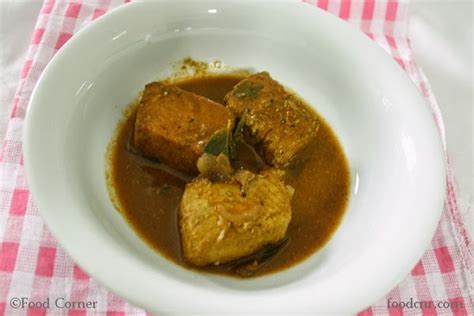 spicy-sri-lankan-fish-curry-malu-mirisata-food-corner image