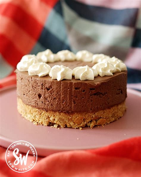 guinness-cheesecake-with-chocolate-no-bake-sew image