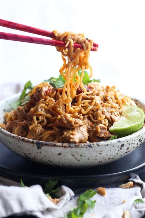 easy-pork-ramen-noodle-recipe-how-to-make-ramen image