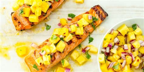 best-grilled-salmon-with-pineapple-salsa image