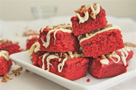 chewy-red-velvet-brownies-recipe-divascancookcom image