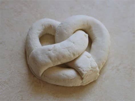 how-to-make-chewy-gluten-free-soft-pretzels image