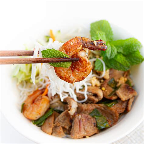 vietnamese-rice-noodles-with-grilled-pork-shrimp-and image
