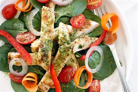 grilled-chicken-and-spinach-salad-with-balsamic image