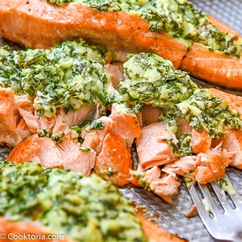 spinach-stuffed-salmon-cooktoria image