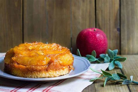 upside-down-apple-cake-gateau-tatin-aux-pommes image
