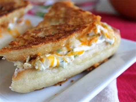 jalapeo-popper-grilled-cheese-sandwiches-the-food image
