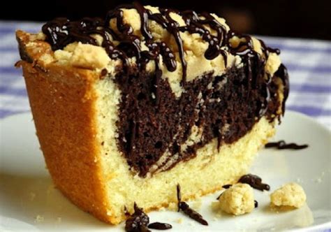 coffee-crumb-cake-recipe-vanilla-chocolate-swirl image