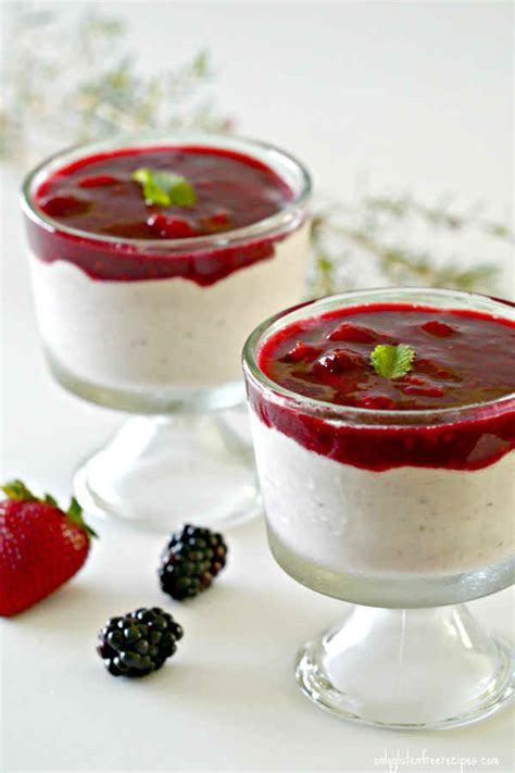 strawberry-ricotta-mousse-with-blackberry-topping image
