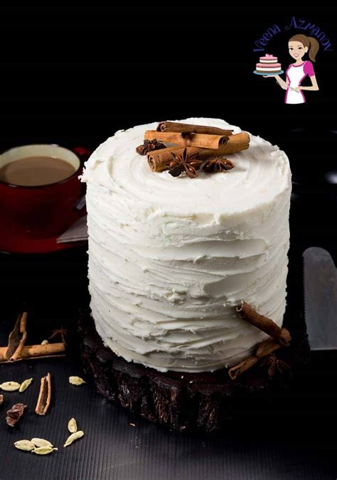 chai-latte-cake-with-vanilla-buttercream-frosting image