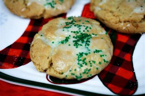 eggnog-oatmeal-cookies-in-the-kitchen-with-honeyville image