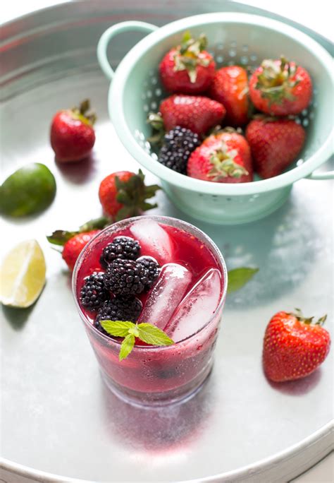 mixed-berry-mojito-recipe-6-ingredients-chef-savvy image