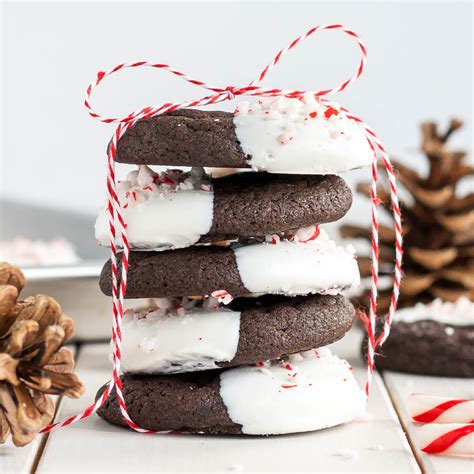 dark-chocolate-candy-cane-cookies-liv-for-cake image