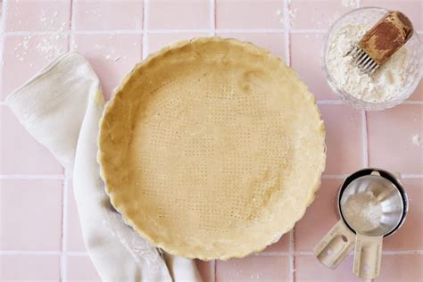 buttermilk-pie-crust-gemmas-bigger-bolder-baking image