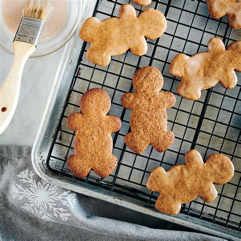gluten-free-gingerbread-men-ricardo image