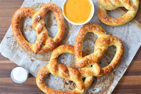 10-homemade-pretzel-recipes-the-spruce-eats image