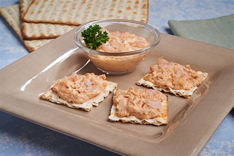 shrimp-spread-with-crackers-davita image