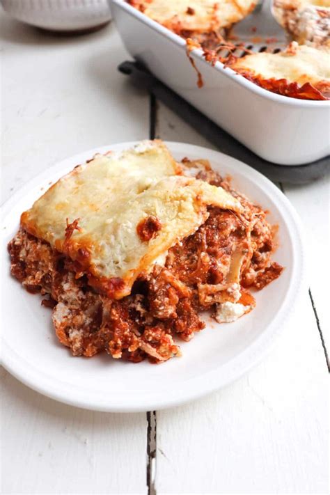 easy-venison-lasagna-recipe-season-thyme image