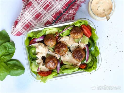 low-carb-mediterranean-meatball-lunch-bowls image