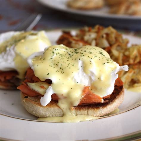 7-top-rated-hollandaise-sauce image