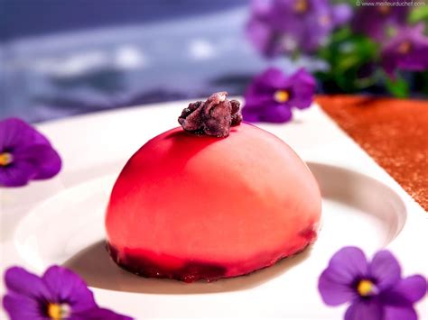 white-chocolate-violet-dome-cakes-meilleur-du-chef image