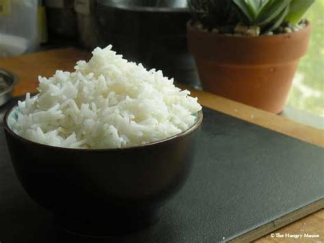 how-to-cook-perfect-white-rice-on-the-stove image