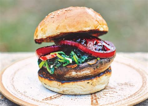 spinach-tomato-and-mushroom-burger image