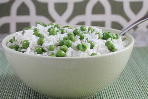 easy-rice-and-green-peas-for-a-healthy-side-dish image