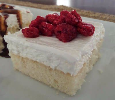 cheesecake-for-crowd-recipe-in-the-kitchen-with image