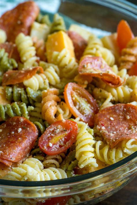 pepperoni-pizza-pasta-salad-12-tomatoes image
