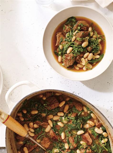 beef-stew-with-spinach-and-white-beans-ricardo image