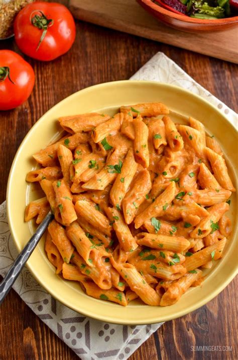 creamy-tomato-pasta-sauce-slimming-eats image