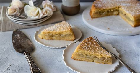easy-apple-shortcake-recipe-the-home-cooks-kitchen image