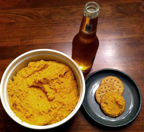 how-to-make-beer-cheese-a-kentucky-favorite-delishably image