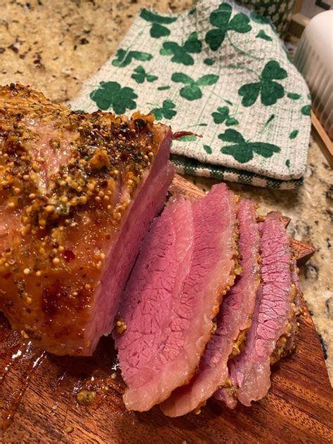 oven-baked-corned-beef-with-mustard-glaze-the image