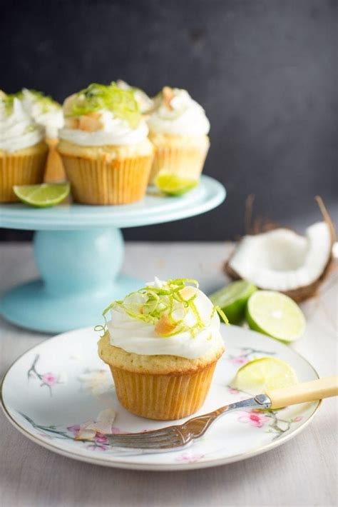 tropical-coconut-key-lime-cupcakes-nerds-with-knives image