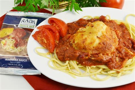 easy-chicken-parmesan-recipe-italian-marinara-chicken image